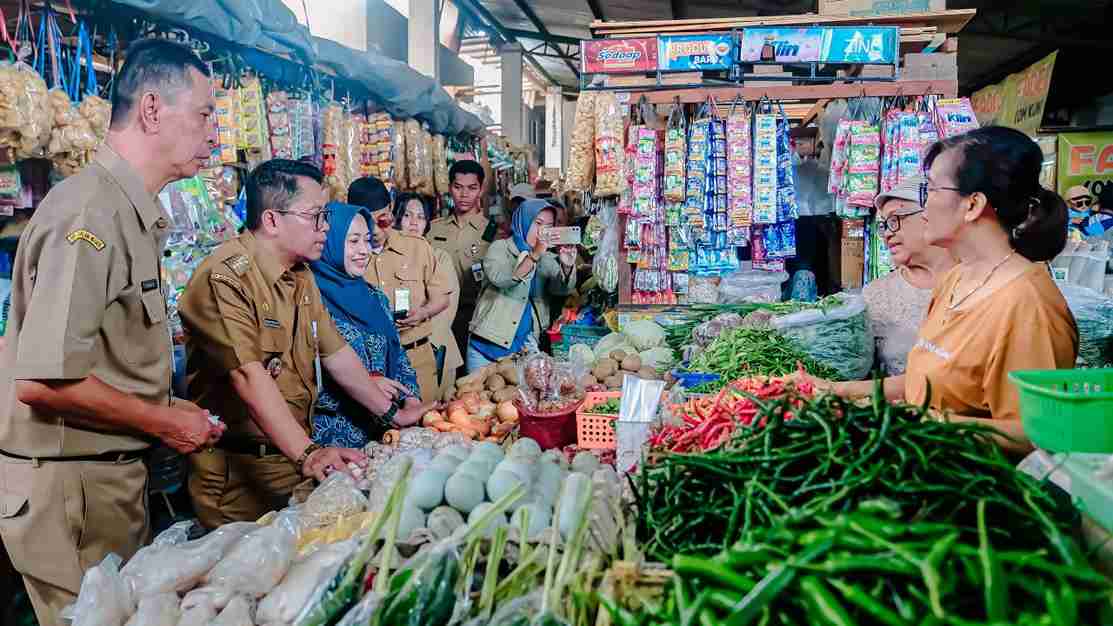 Bantu Ekonomi Lokal, Pemkot Magelang Gagas “ASN Ngelarisi Pasar Rakyat”