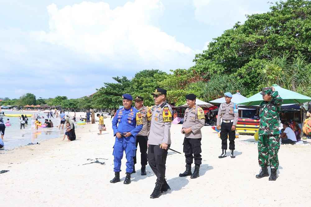 Pastikan Keamanan Saat Libur Lebaran, Kapolres Jepara Pantau Lokasi Wisata