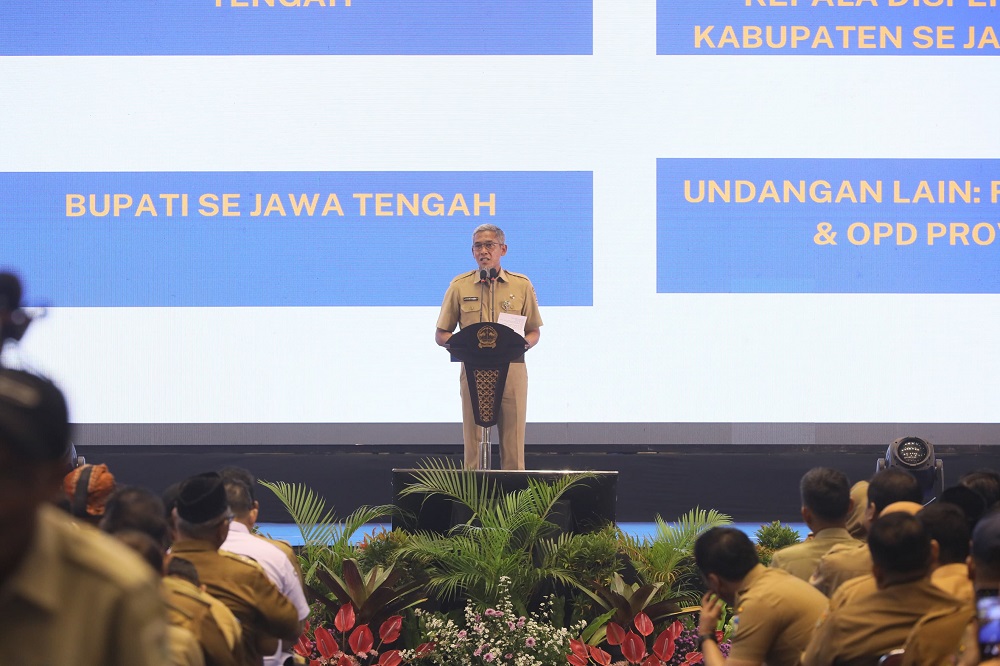 Sekda Sumarno Ingatkan Pesan Gubernur: Ikan Busuk dari Kepalanya!