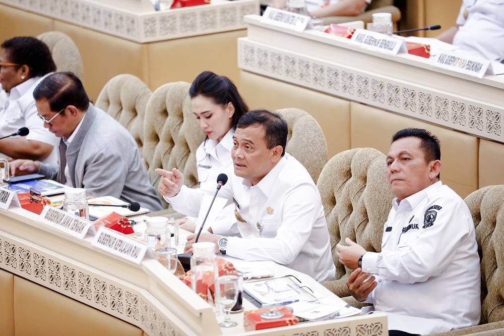 Kata Gubernur Ahmad Luthfi di Hadapan Komisi II DPR RI, Kami Bukan Nabi Musa