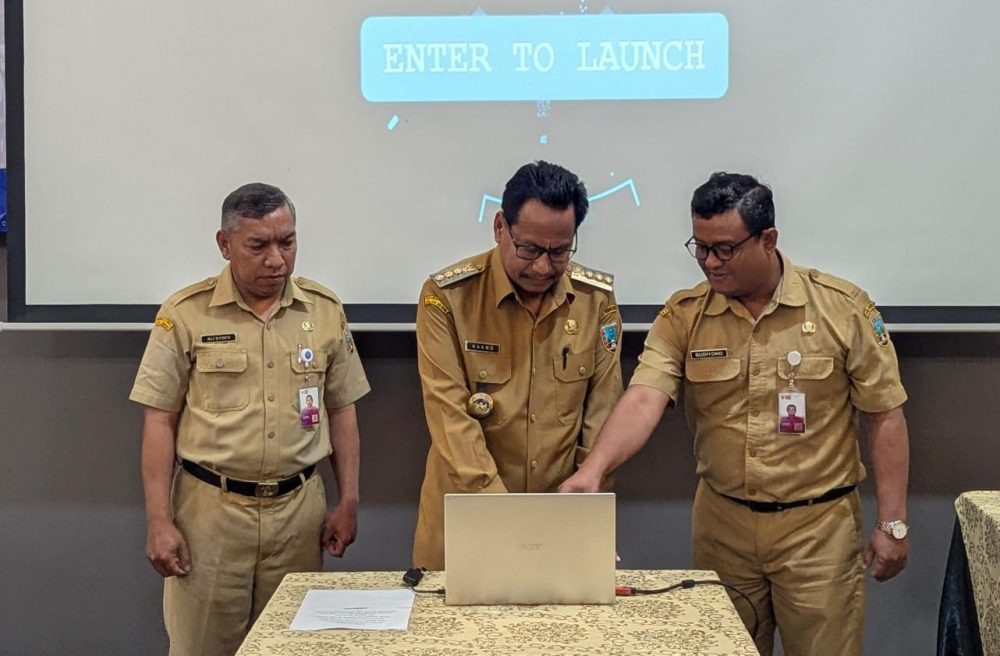 Permudah Masyarakat Rembang Urus Perizinan Lewat “Izin Gampil”