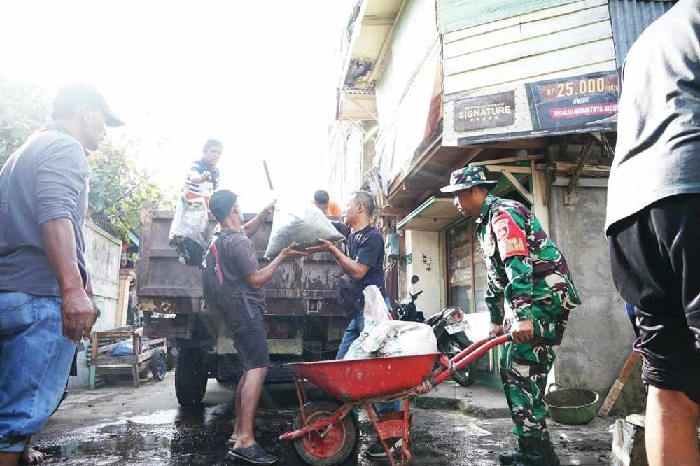 Pemkot Salatiga Gencarkan “Resik-Resik Kali”, Ajak Warga Konsisten Jaga Kebersihan
