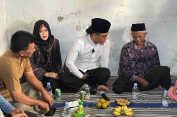 Air Mata Guru Madrasah Itu Akhirnya Terbayar: Gus Miftah Datang Bawa Harapan dan Umrah