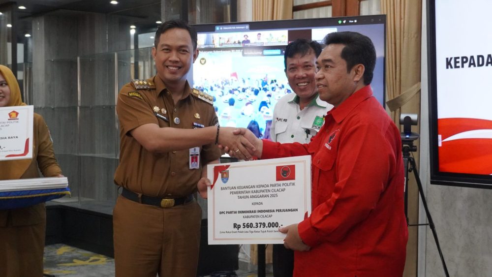 Delapan Parpol di Cilacap Dapat Bankeu Senilai Rp 2,6 Miliar