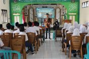 Ketua FKPT Jateng Beri Studium Generale di SMP dan MA Mu’allimin Temanggung
