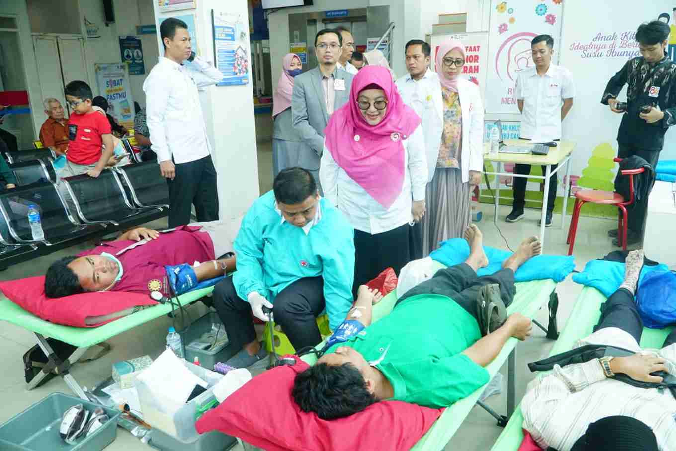 dr. Atik Sudewo Pantau Donor Darah di RSU Fastabiq Sehat PKU Muhammadiyah Pati