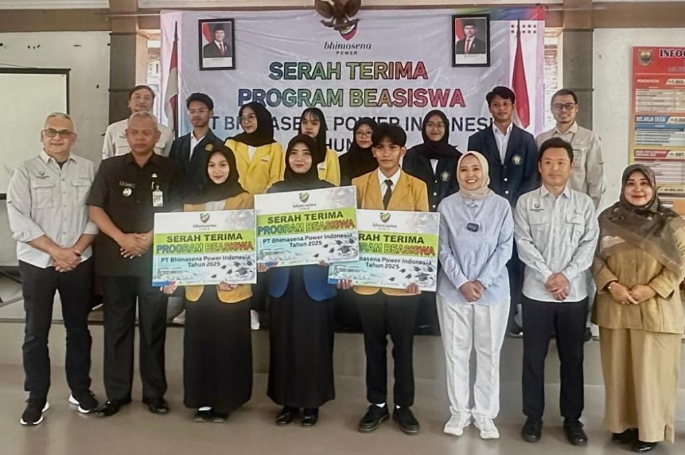 3 Siswa Berprestasi di Batang Dapat Beasiswa BPI