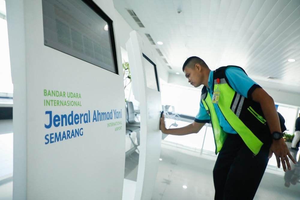 Penerbangan Perdana Internasional Malaysia-Semarang Full Penumpang