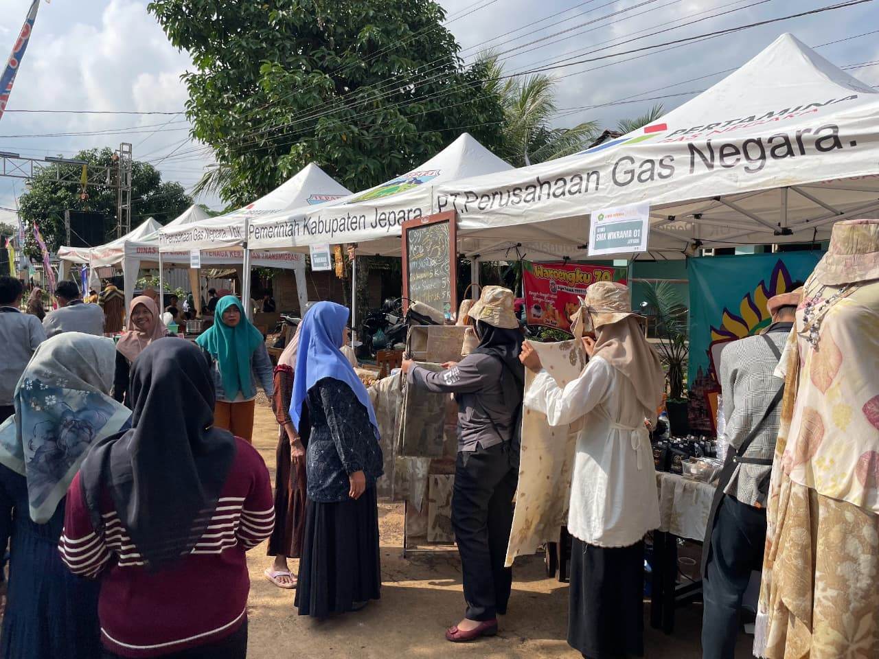 SMK Wikrama Jepara Tampilkan Produk Unggulan pada Ainul Burhan Fest