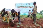 Jaga Ekosistem Hutan, Polres Jepara Bersama Masyarakat Gelar Penanaman Pohon di Bangsri