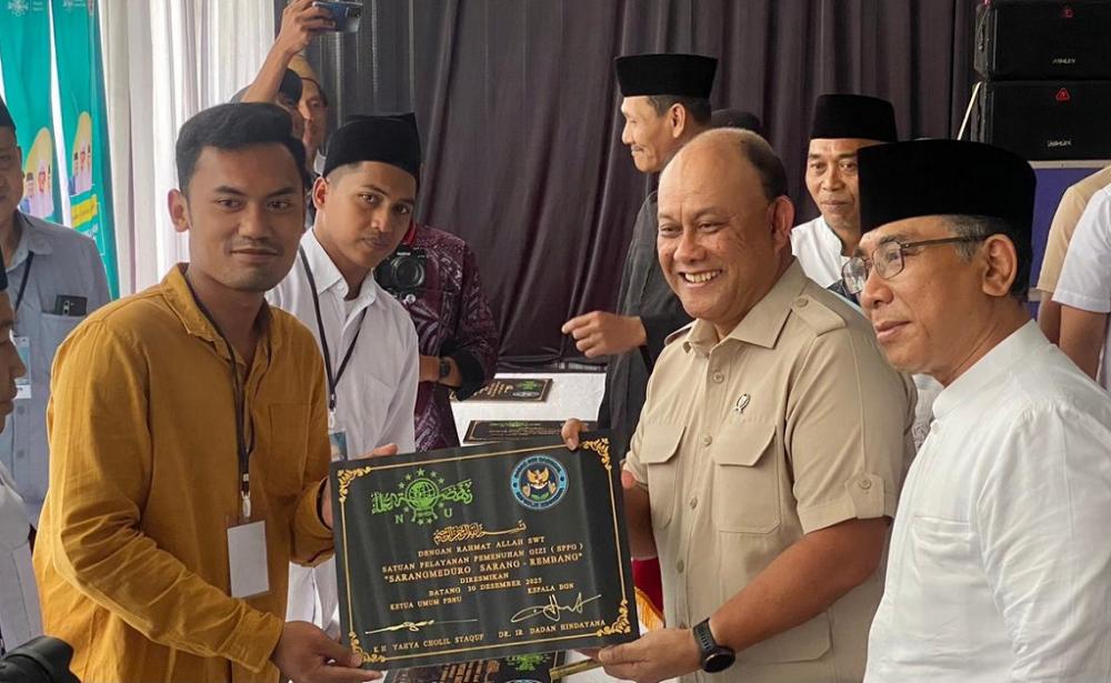 PBNU Resmikan 69 SPPG Tahap III, Bagikan Paket MBG Ratusan Ribu Santri