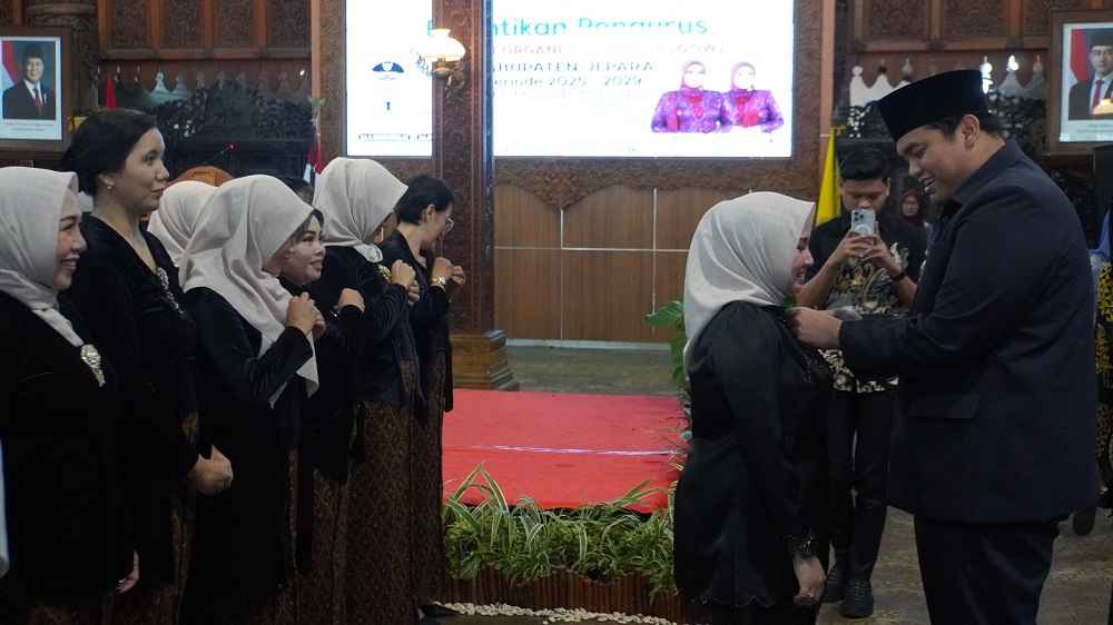 Lantik Ketua Umum dan Pengurus GOW, Wabup Jepara: Perempuan Harus Lebih Berdaya