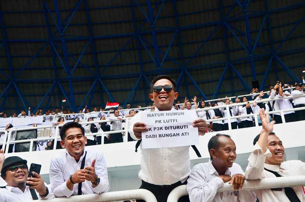 Penantian Panjang Para Guru Honorer Akhirnya Membuahkan Hasil