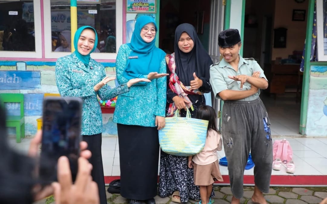 Nawal Gandeng Tiktoker Hasan Sule, Kenalkan Wajib PAUD EMAS