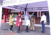 BPR BKK Jepara Serahkan 20 Unit Tenda Lipat