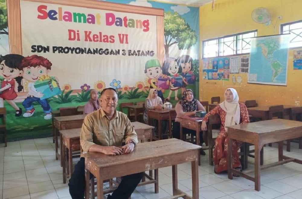 Ayah Ambil Rapor Jadi Booster Kepercayaan Diri Siswa