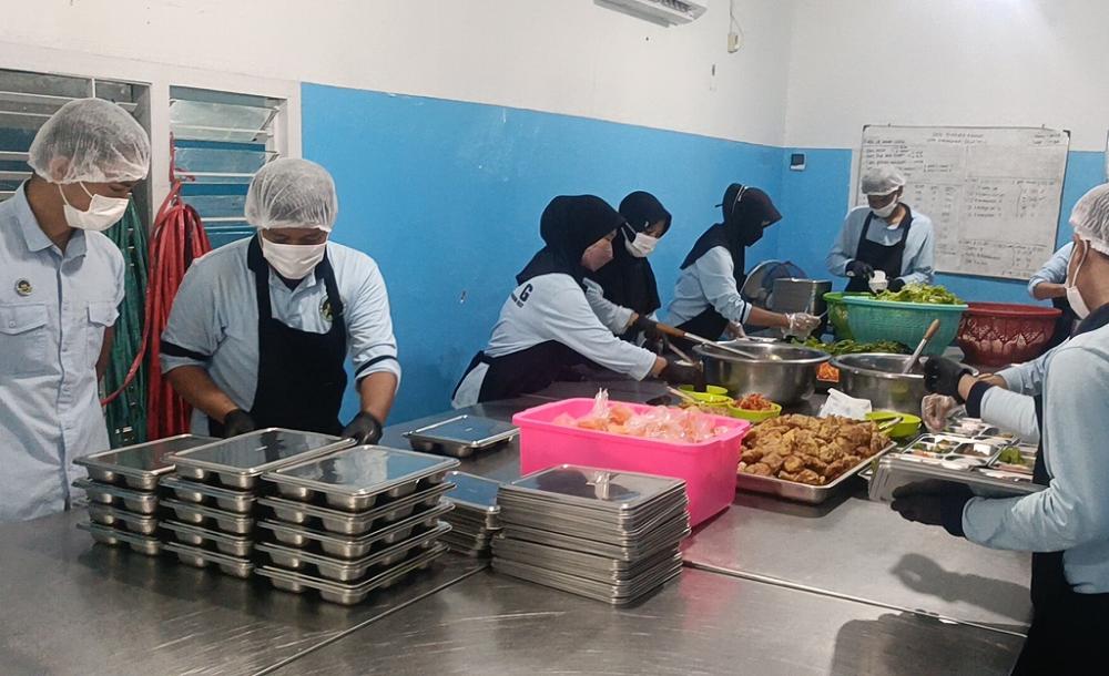 Peringati HGN, SPPG Karangasem Selatan Terapkan Varian Menu Berkecukupan Gizi