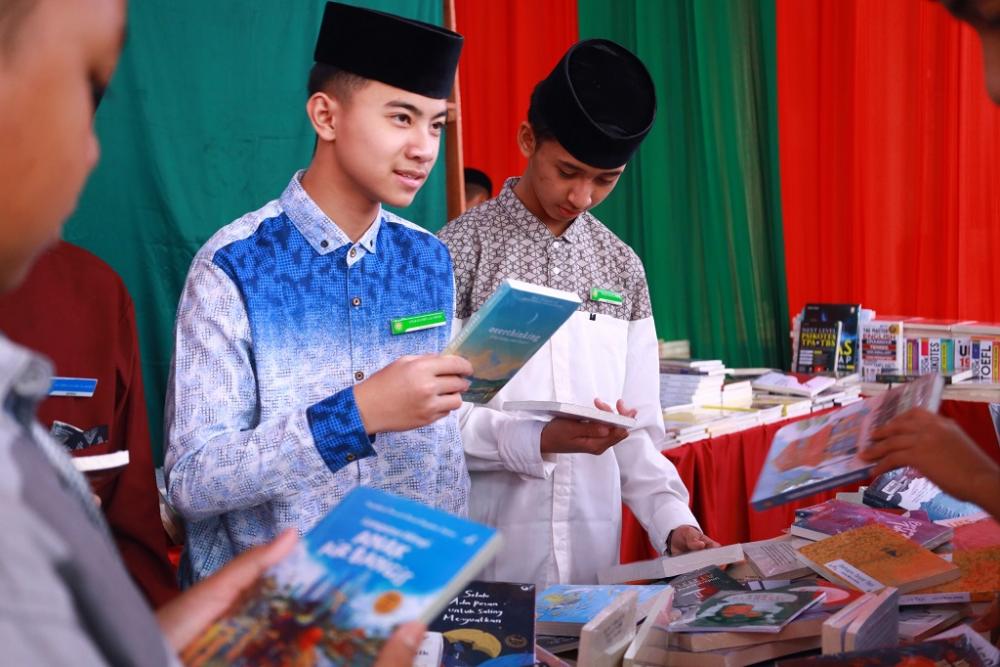 Kuatkan Kepemimpinan Santri Tazakka Berbasis Alquran Melalui Rannah Festival