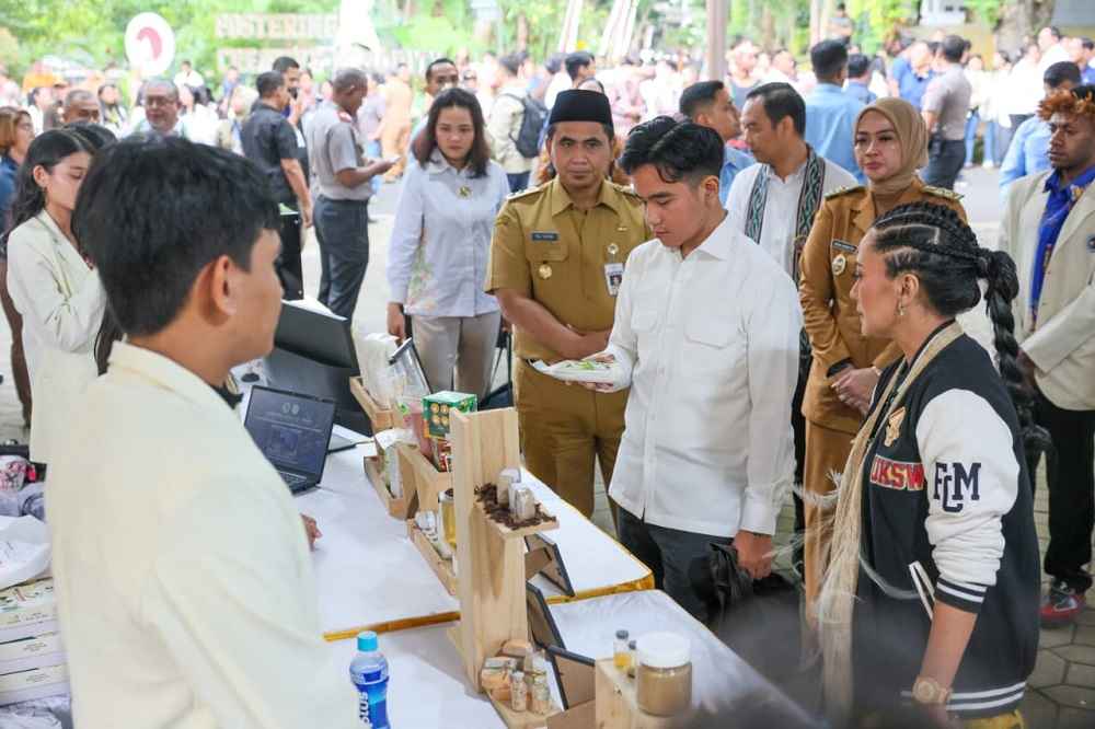 Wapres Gibran dan Wagub Jateng Bangun Keakraban dengan Mahasiswa UKSW